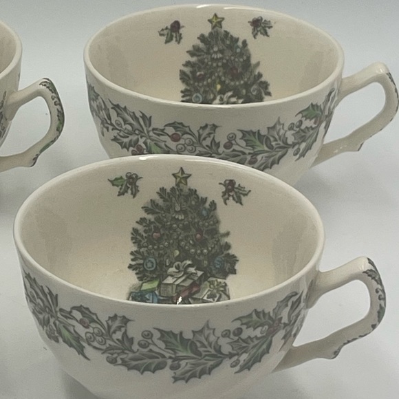 JOHNSON BROTHERS “Merry Christmas”   Set of 4 Coffee/Tea Cups - Made in England - Picture 16 of 16